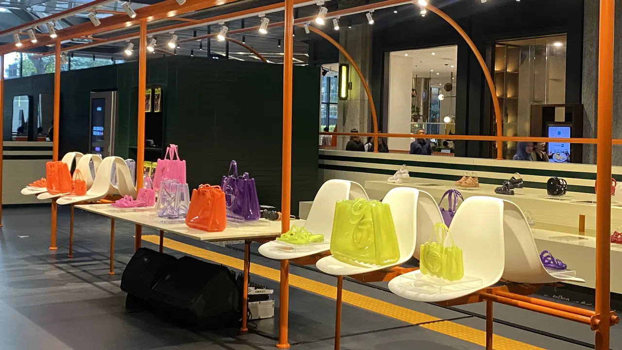 Pop Store Melissa Bertema Stasiun New York untuk pamerkan koleksi terbaru