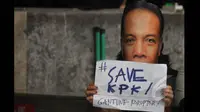 Rezeki Menggiurkan Bisnis Kaos "Dukung KPK" 