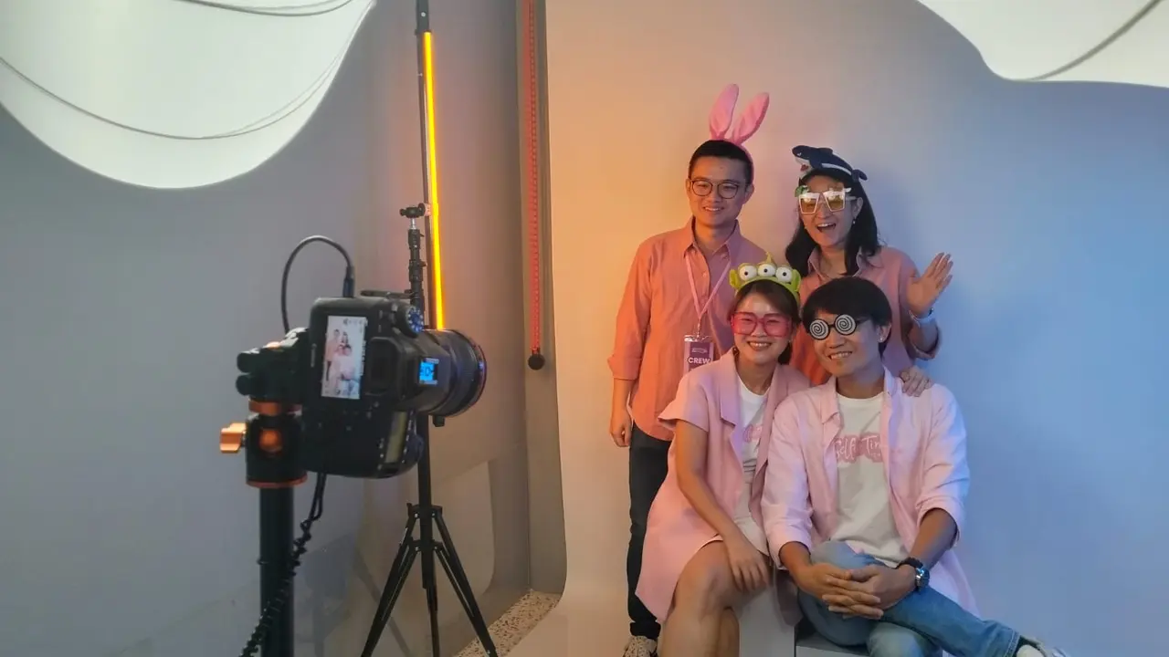 Photobooth dengan Nuansa K-Pop yang Viral Kini Ada di Jakarta