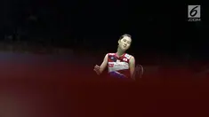 Pebulu tangkis tunggal putri Jepang, Aya Ohori terlihat lesu saat melawan unggulan kelima Indonesia Open 2019, Pusarla V Sindhu (India) di Babak 32 besar Indonesia Open 2019 di Istora Senayan, Jakarta, Rabu (17/7/2019). Aya Ohori kalah 21-11, 15-21. 15-21. (Liputan6.com/Helmi Fitrhiansyah)