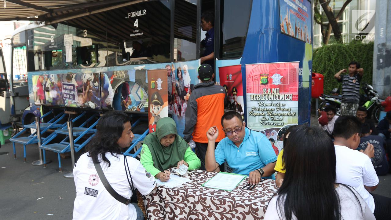 Bayar Pajak Kendaraan Saat Acara Car Free Day
