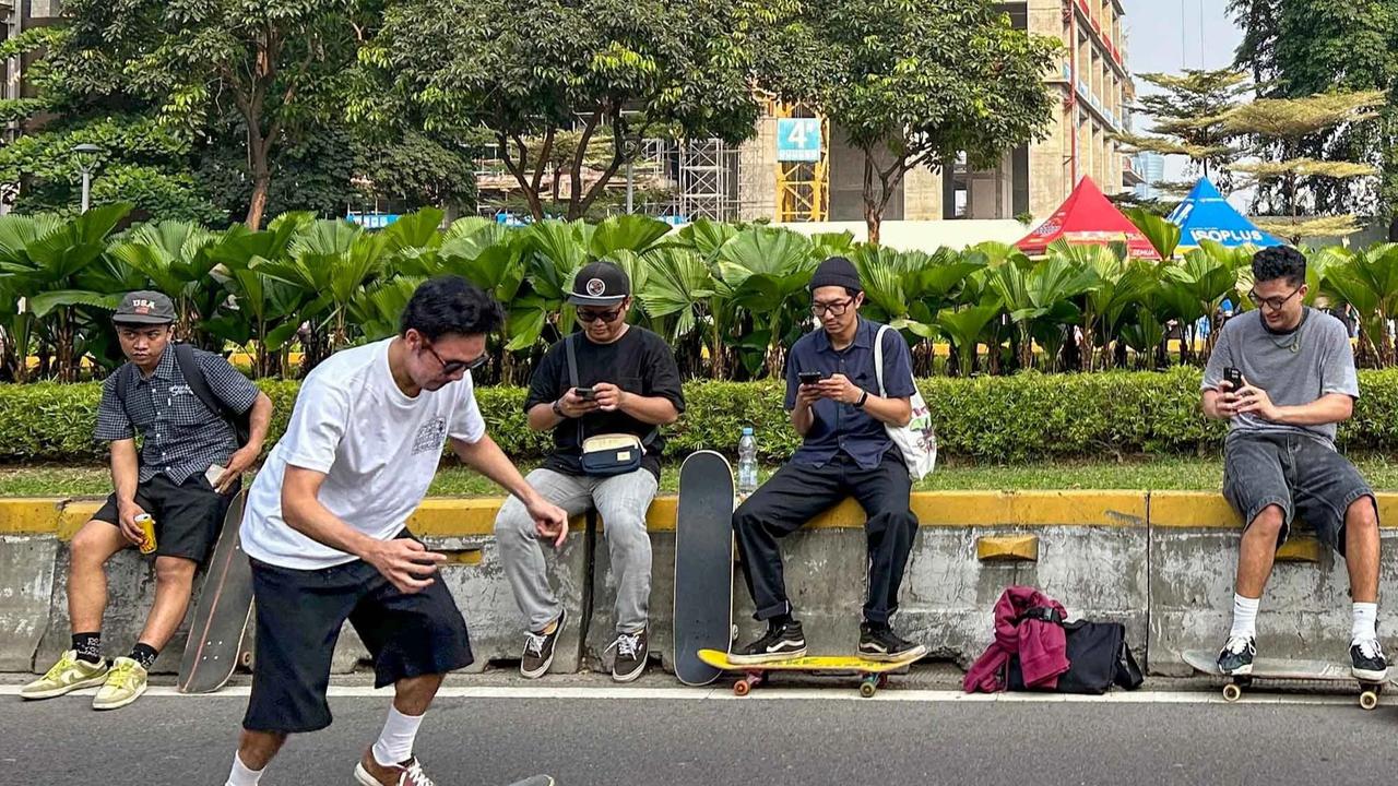 FOTO: Ratusan Skater Ramaikan Perayaan Hari Skateboard Sedunia di Jakarta
