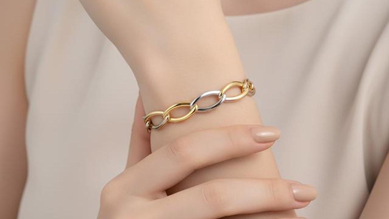 7 Model Gelang Emas Wanita Muda Gaya Modern 2025, Simple tapiTetapMewah