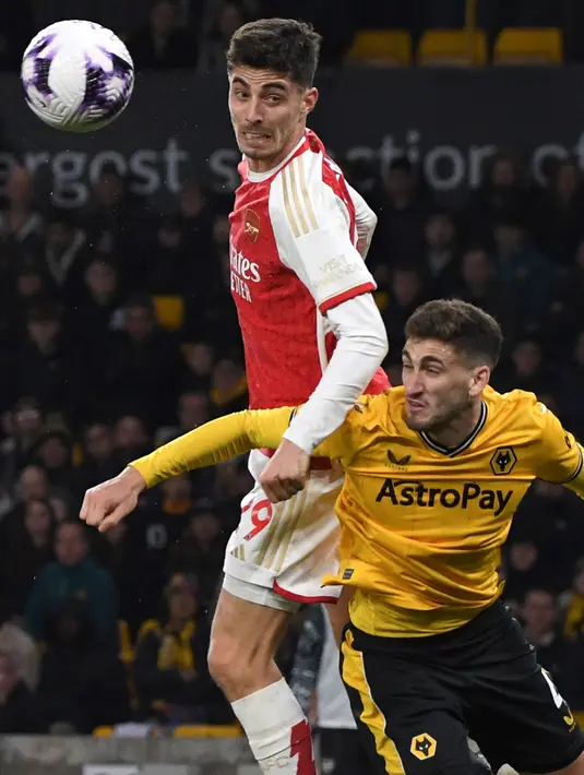 Di babak kedua, Arsenal tetap tampil menyerang dan menekan pertahanan Wolverhampton. (AP Photo/Rui Vieira)