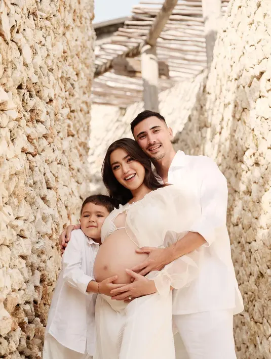 Jessica Iskandar (Instagram/inijedar)