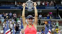 Petenis Jerman, Angelique Kerber, menjadi juara AS Terbuka 2016 setelah mengalahkan Karolina Pliskova (Rep. Ceska) pada babak final di Arthur Ashe Stadium, New York, AS, Sabtu (10/9/2016). (Bola.com/Twitter/usopen)