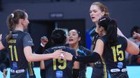 Tim putri Jakarta Electric PLN menjadi tim terakhir yang lolos ke final four PLN Mobile Proliga 2024, menyusul tiga tim yang sudah lebih dulu maju ke babak empat besar yakni Jakarta Popsivo Polwan, Jakarta BIN, dan Jakarta Pertamina Enduro. Kepastian tersebut didapat usai Yolla Yuliana dkk mengalahkan Gresik Petrokimia Pupuk Indonesia dengan skor 3-0 (25-20, 25-11, 25-20) pada laga terakhir mereka di putaran kedua, Sabtu (22/6/2024) di GOR Terpadu A. Yani, Pontianak. Mengemas 17 poin dari 7 kemenangan dan 5 kali kalah, Electric PLN menyegel posisi keempat pada klasemen akhir kelompok putri. (Dok. PBVSI)