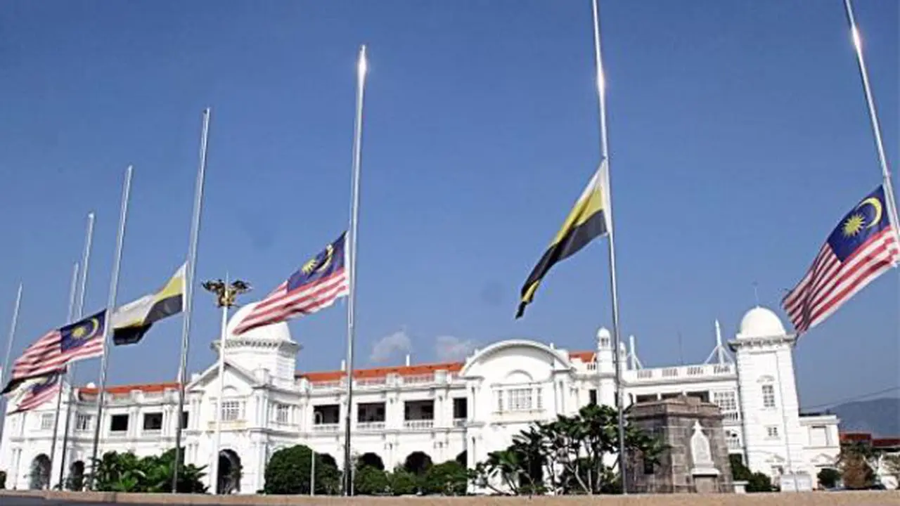 Prihatin MH370, Bendera Setengah Tiang Hiasi Sebagian Malaysia