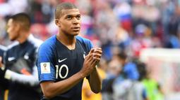 1. Kylian Mbappe (Prancis) - Pesepak bola muda termahal di dunia ini sukses menjuarai Liga 1 Prancis bersama PSG. Penampilan apik pemain berusia 19 tahun itu diharapkan mampu membawa Timnas Prancis menjuarai Piala Dunia 2018. (AFP/Franck Fife)