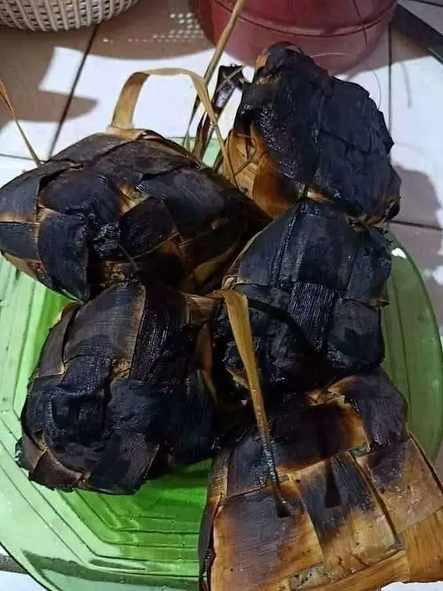 7 Potret Kocak Gagal Masak Makanan Lebaran Ini Bikin Sedih
