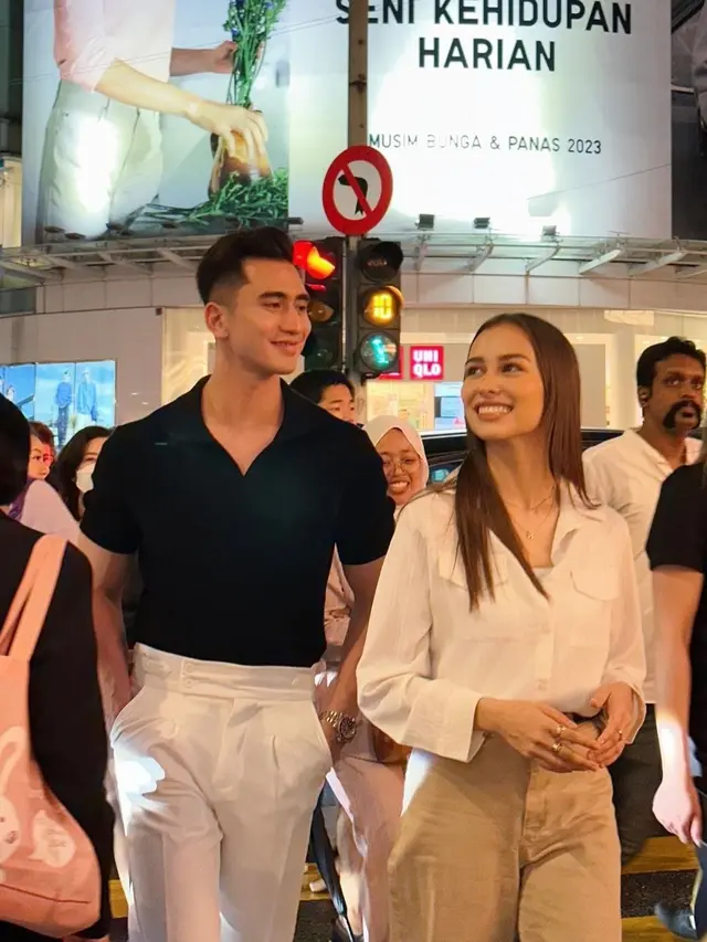 Vereell Bramasta foto bareng perempuan cantik