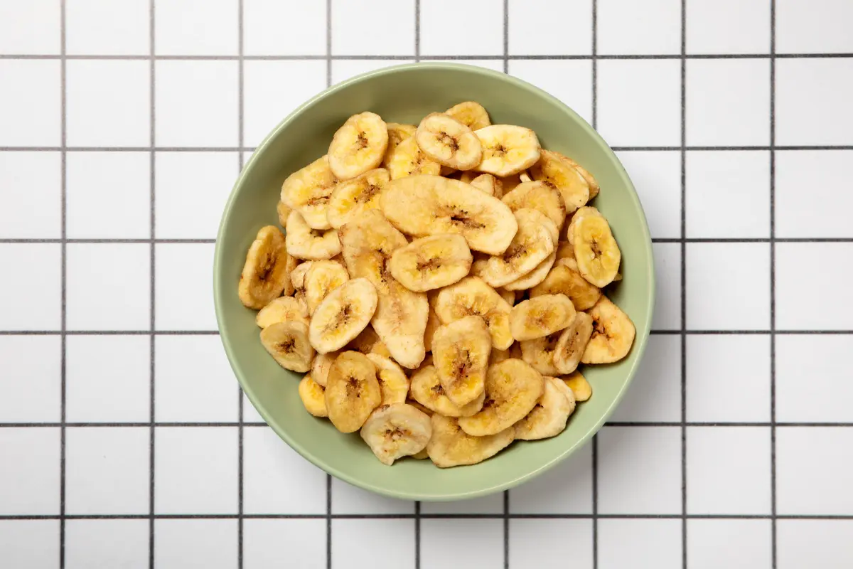 Trik Mudah Bikin Keripik Pisang Lebih Cantik Tanpa Pewarna