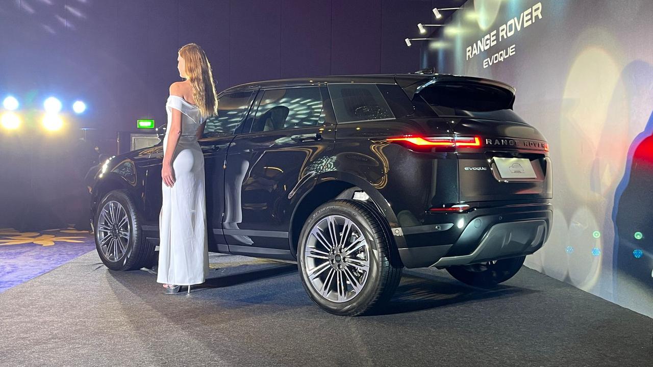 Range Rover Evoque Facelift Resmi Meluncur, Jadi Varian Paling Terjangkau