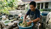 7 Pakan Alternatif untuk Ikan Gurame, Strategi Beternak yang Bisa Menekan Biaya