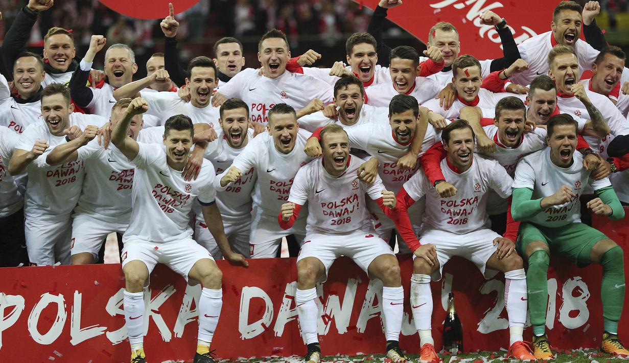 Polandia lolos ke putaran final Piala Dunia 2018 sebagai juaraa Group E dengan statistik delapan kali menang, satu kali seri dan satu kali kalah. (AP/Czarek Sokolowski)