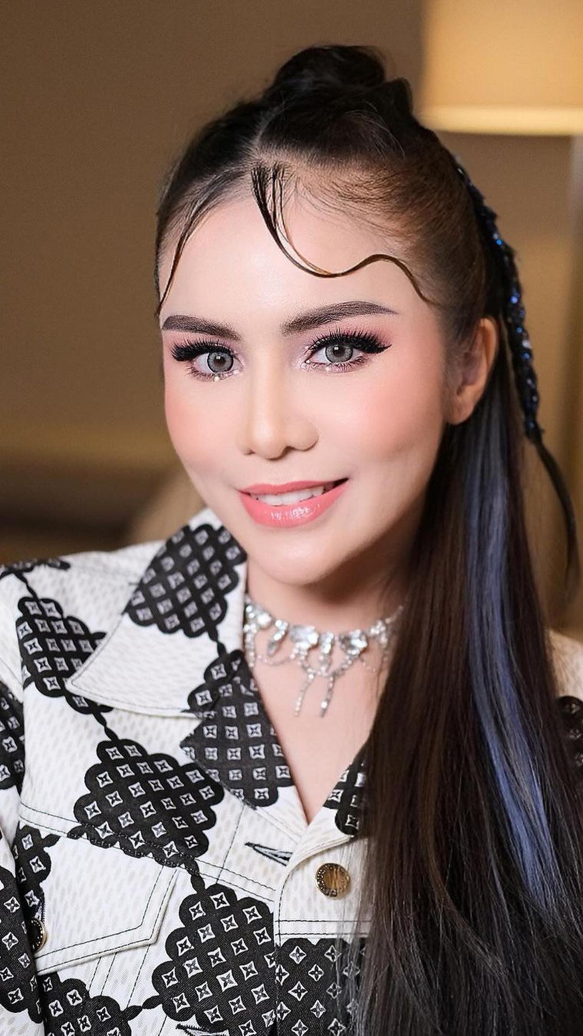 Momo ex Geisha <br>