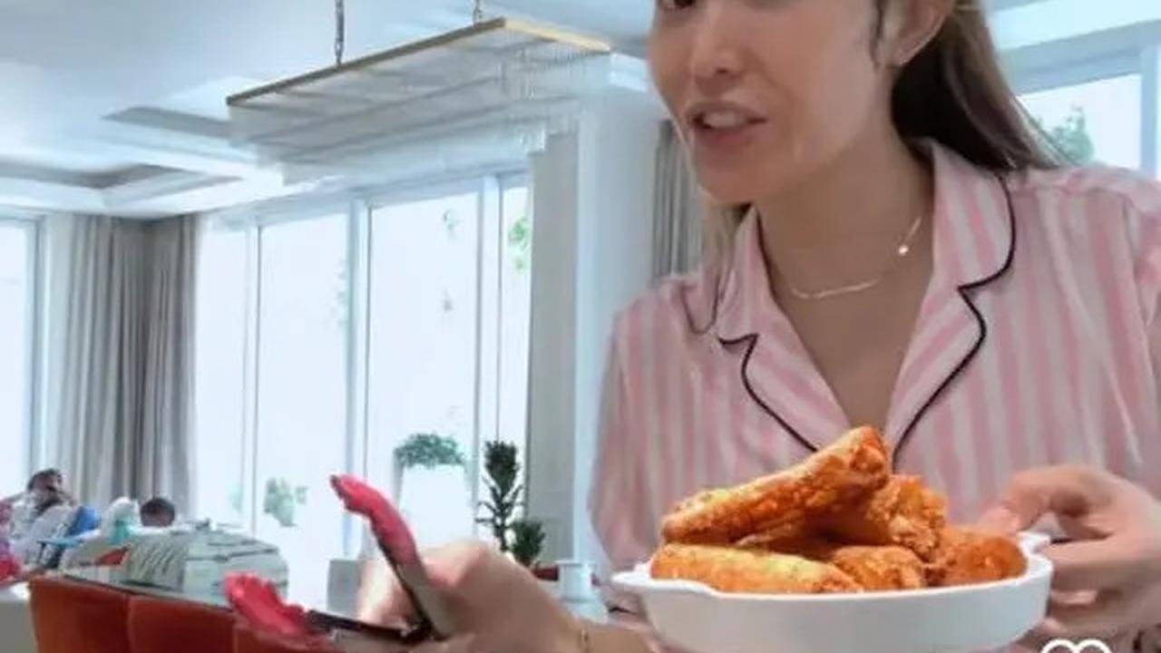 Potret Dapur Ayu Dewi, Elegan dengan Sentuhan Klasik Modern