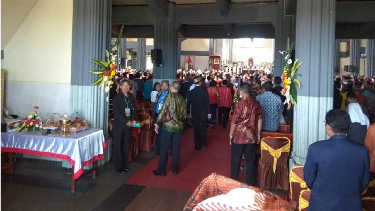 Misa di Ruteng NTT dalam Suasana Waspada Corona Covid-19