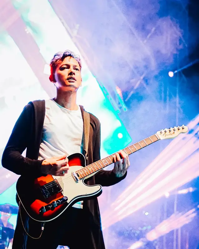 Emoh ambil pusing, begini reaksi santai Fedi Nuril hadapi komentar pedas diminta pindah negara