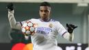 <p>Rodrygo. Pemain asal Brasil ini didatangkan dari Santos pada awal musim 2019/2020. Ia terlebih dahulu memperkuat Real Madrid Castilla selama setengah musim. Belum menjadi pilihan utama, hingga kini ia telah mencetak 11 gol dan 13 assist dari total 76 laga. (AP/Sergei Grits)</p>