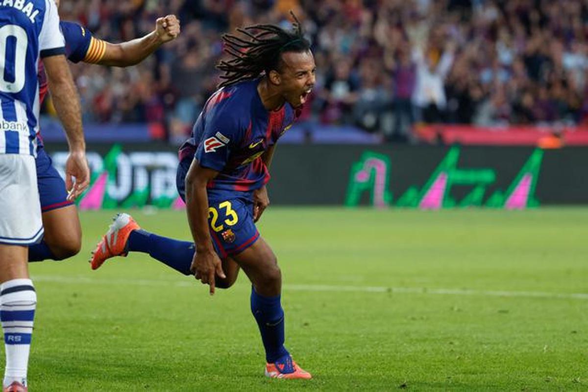 Barcelona Bersiap Lepas 3 Pemain Bintang, demi Modal Belanja Hansi Flick