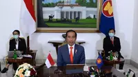 Presiden Jokowi mengikuti KTT ASEAN Plus Three (APT) Khusus COVID-19 didampingi oleh Menlu Retno dan Menkes Terawan pada Selasa 14 April 2020. (Dok: Kemlu RI)