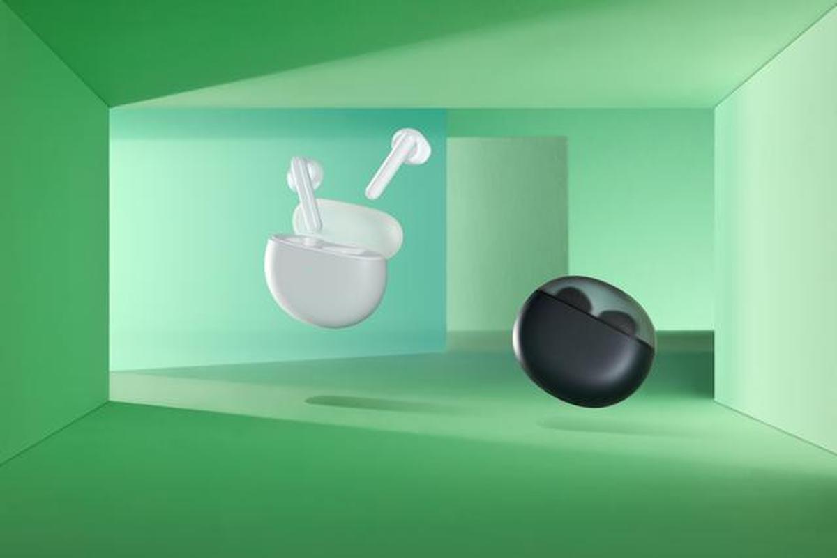 Oppo Enco Air, earphone TWS terbaru Oppo dengan teknologi peredam bising.