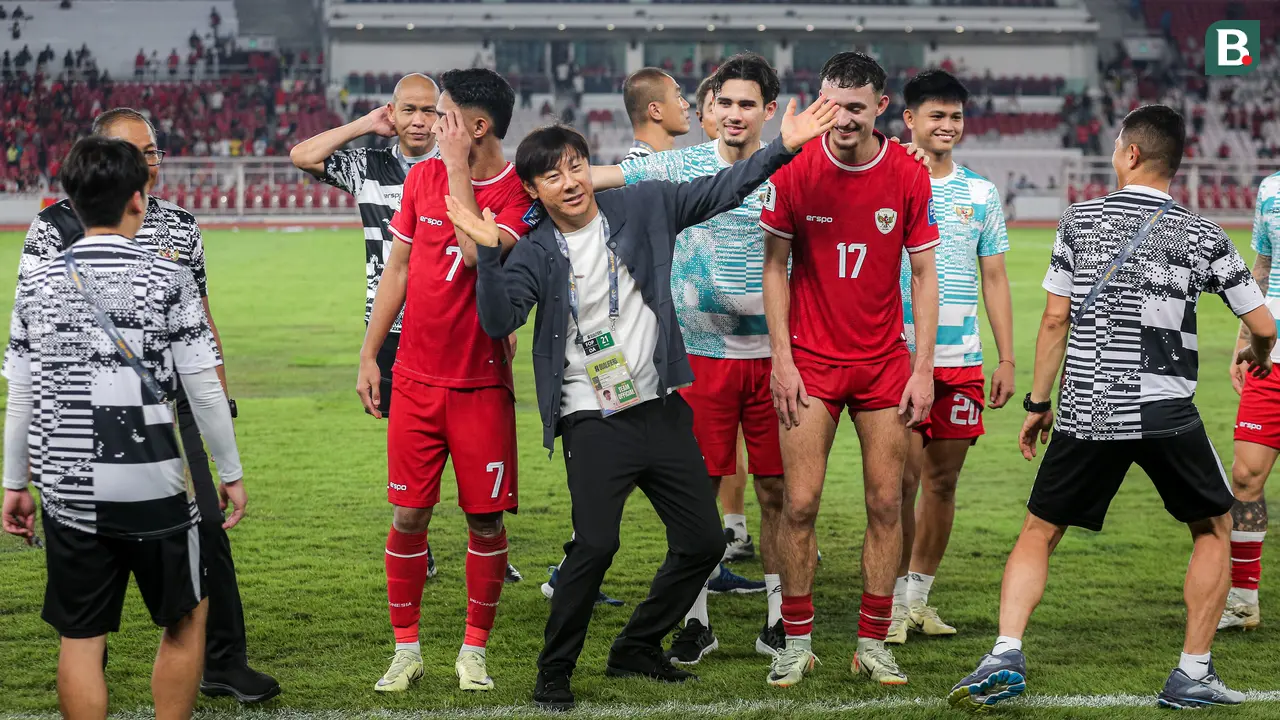 Foto: Shin Tae-yong Kasih Joget Tipis-Tipis usai Bawa Timnas Indonesia Bungkam Vietnam