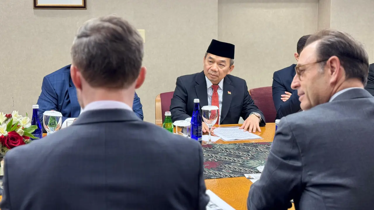 Ketua Fraksi PKS DPR RI Jazuli Juwaini kecam aksi militer Israel yang menculik aktivis kemanusiaan dan lingkungan yang membawa bantuan kemanusiaan untuk warga Gaza.