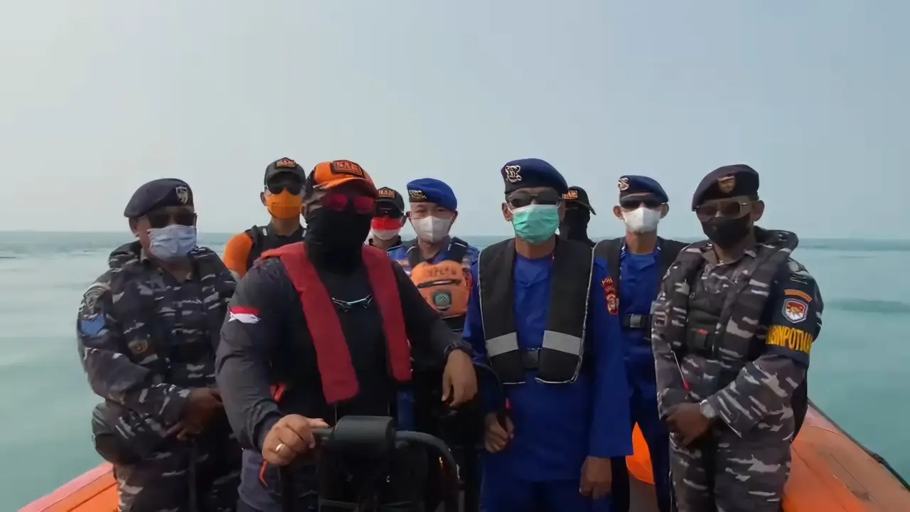 Hari ke-6 Jurnalis Hilang di Perairan Anak Krakatau, Tim SAR Sapu Laut hingga Pulau Sangiang