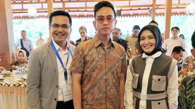 7 Potret Dine Mutiara yang Kini Selalu Dampingi Syahrul Gunawan, Jadi Ibu Pejabat