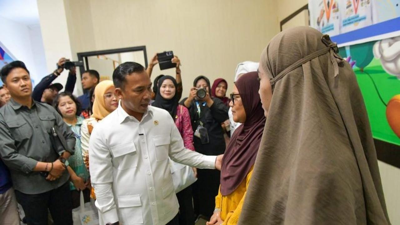Fakta Unik: Selain Sehat, Peserta Layanan KB Gratis di Tanjungpinang Juga Dapat Sembako! Mendukbangga Tinjau Langsung