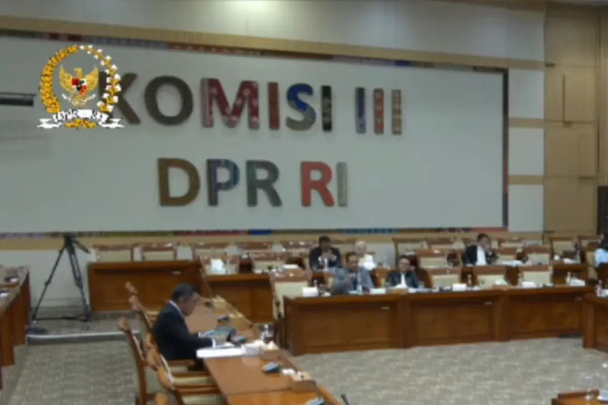 Komisi III DPR RI menggelar fit and proper test  calon pimpinan (Capim) Komisi Pemberantasan Korupsi.