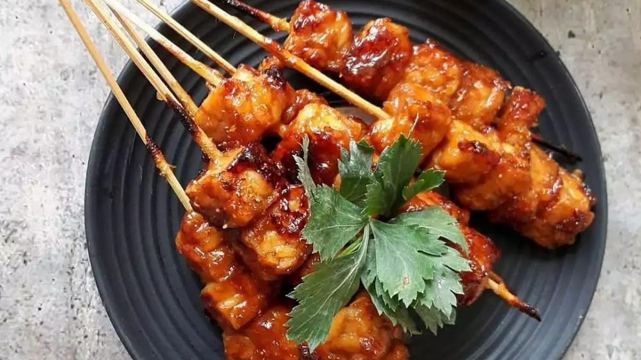 5. Sate Tempe