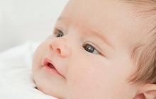 Mitos Bayi Melihat Keatas, Benarkah Melihat Makhluk Halus?