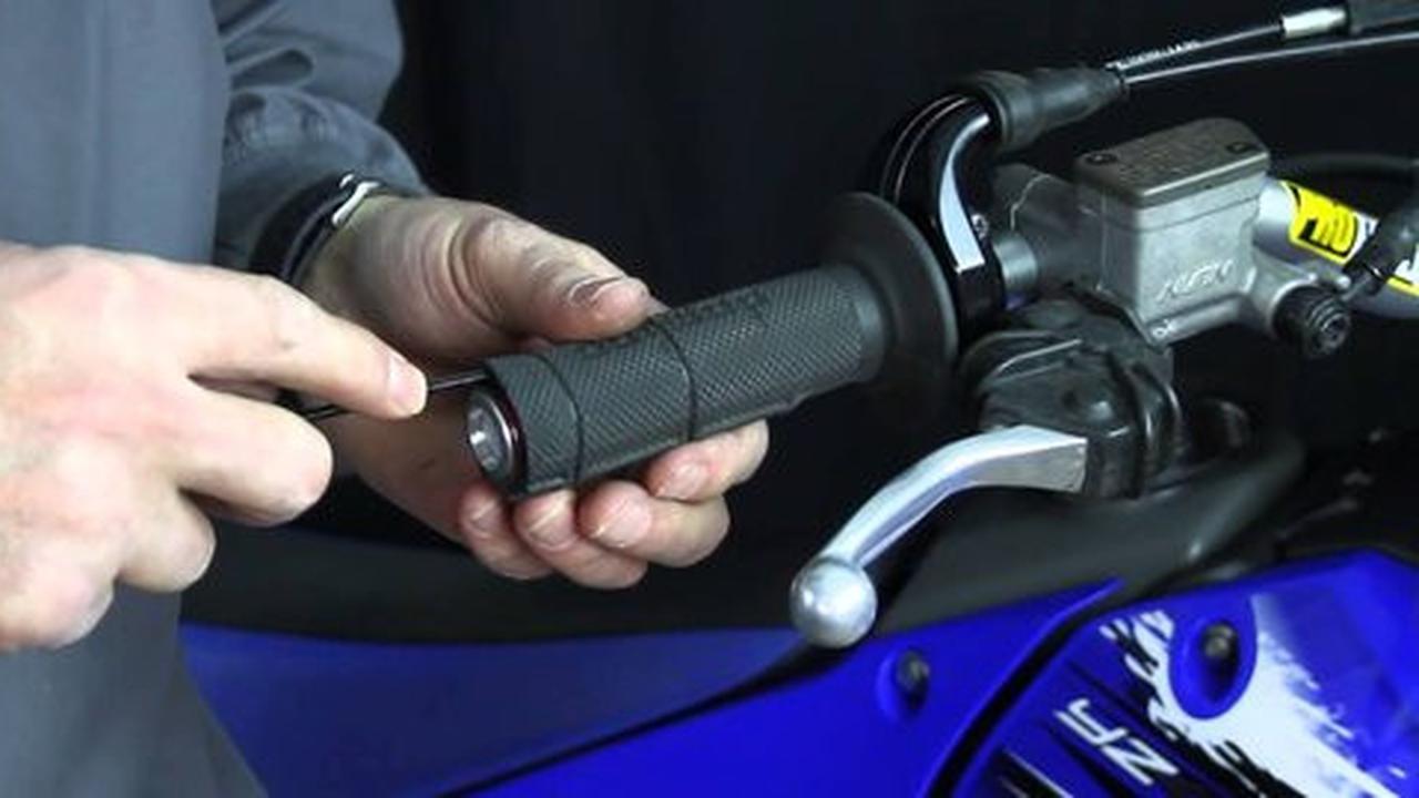 Gas motor sering nyantol? Ini penyebabnya!