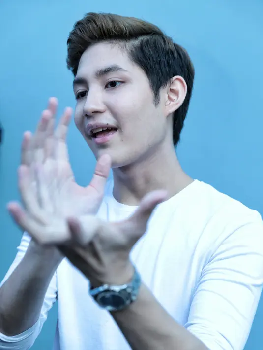 Teuku Rasya pun kerap merindukan sosok ibundanya untuk menemani buka puasa selama bulan suci Ramadhan. (Adrian Putra/Bintang.com)