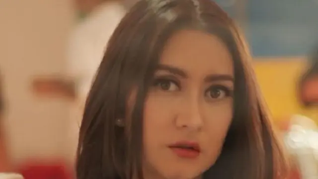 Nafa Urbach (Foto: Instagram/@nafaurbach)