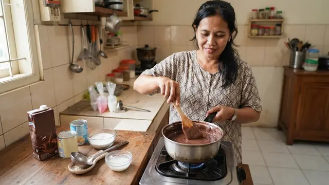 Membuat Es Mambo Coklat