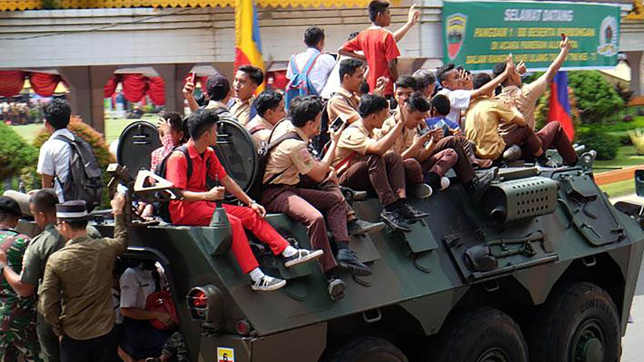 FOTO: TNI AD Fair 2025 di Monas, Dari Pameran Alutsista hingga Panggung Hiburan