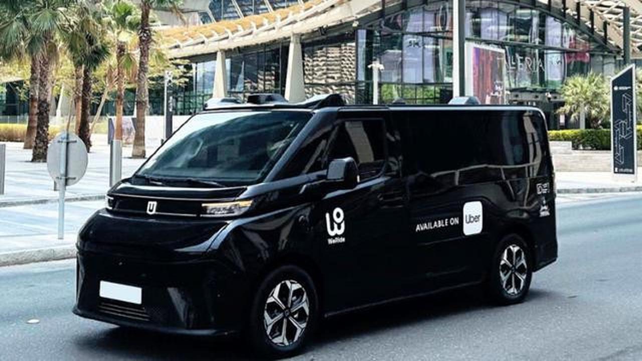 Robotaxi Mendarat di Abu Dhabi, Terobosan Baru Naik Taksi Tanpa Pengemudi