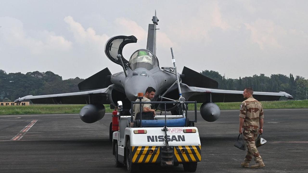 Secara bertahan, Rafale akan tiba di Indonesia. Namun Diperkirakan 3 unit pertama baru datang awal 2026.
