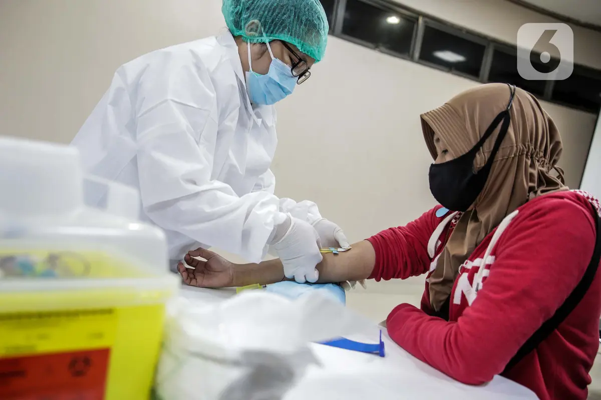 Melihat Tes Serologi COVID-19 untuk Petugas Medis