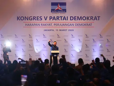 Ketum Partai Demokrat  Agus Harimurti Yudhoyono memberikan pidato usai terpilih secara aklamasi, Jakarta, Minggu (15/3/2020). Keputusan diambil setelah sidang paripurna melakukan verifikasi dan menyatakan AHY memenuhi persyaratan jadi ketum di Kongres V Partai Demokrat. (Liputan6.com/Angga Yuniar)