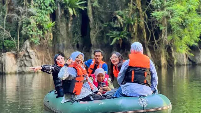 Tasik Cermin Ipoh Malaysia
