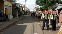 Pasar PPI Gresik, Surabaya, Jawa Timur tutup sementara untuk cegah penyebaran corona covid-19. (Foto: Liputan6.com/Dian Kurniawan)