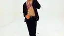 Lahir pada 19 November 1990, nama 'Leo' didapatkan dari agensinya, Jellyfish Entertainment yang terinspirasi dari Lion. (FOTO: instagram.com/leo_jungtw/)