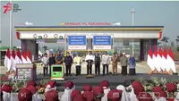 Presiden Jokowi saat peresmian Jalan Tol Bocimi atau Jalan Tol Bogor-Ciawi-Sukabumi (Bocimi) Seksi II Cigombong - Cibadak disiarkan di Youtube Sekretariat Presiden, Jumat (4/8/2023).