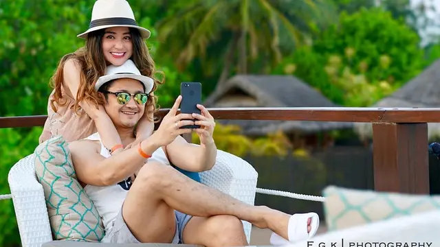 [Bintang] Dewi Perssik dan Angga Wijaya