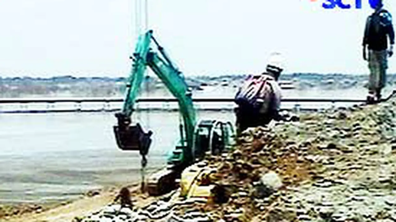 110307clapindo.jpg